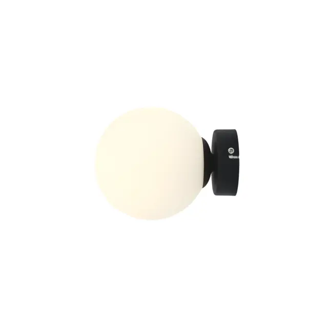 Kinkiet Ball do nowoczesnego przedpokoju