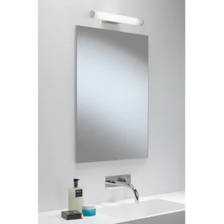 Kinkiet Dio LED nad lustro w łazience