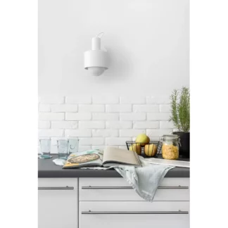 Kinkiet Enkel jako doświetlenie kuchni