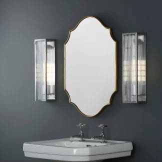 Kinkiet Keegan nad umywalkę w łazience