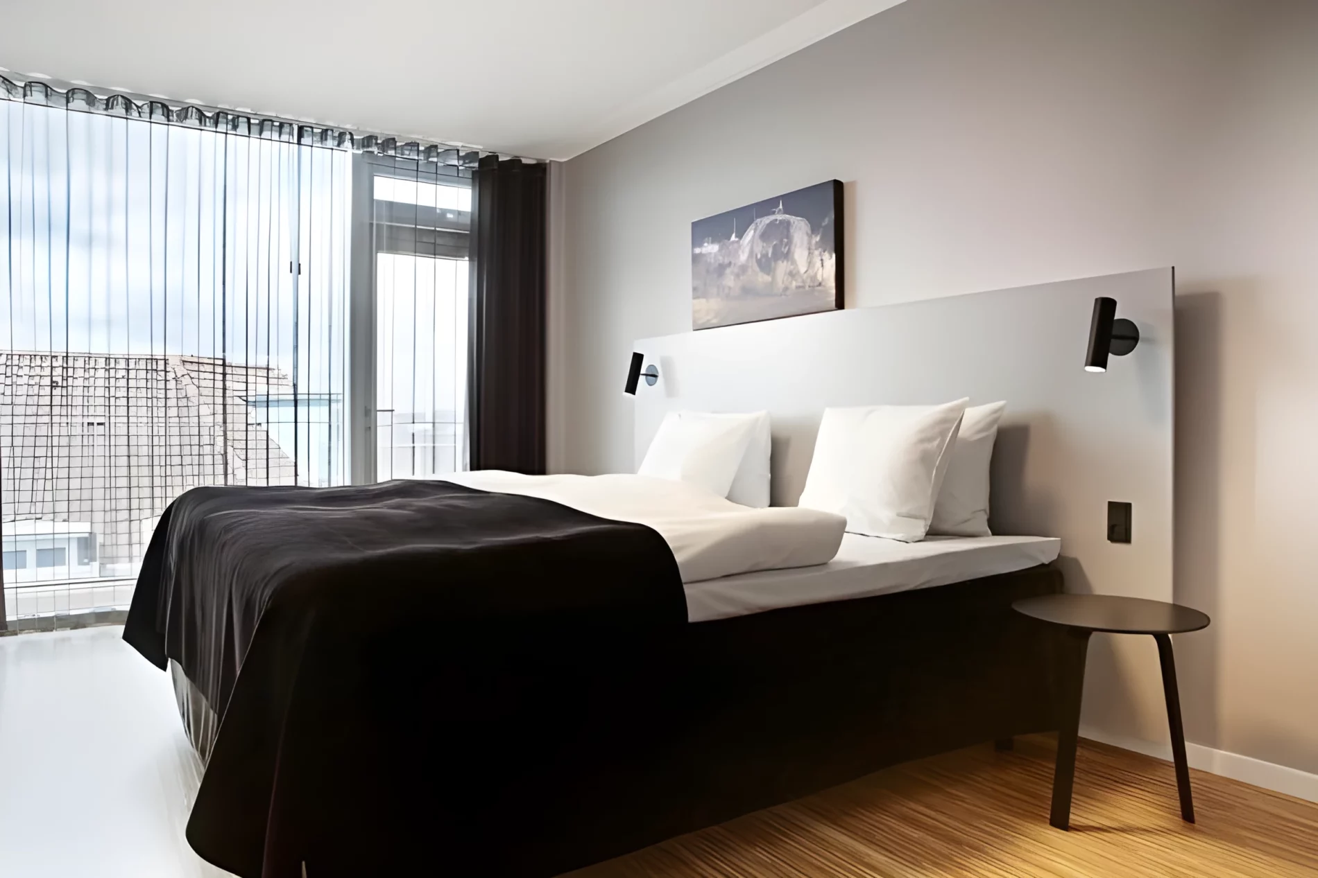 Kinkiet MIB 6 do czytania w sypialni