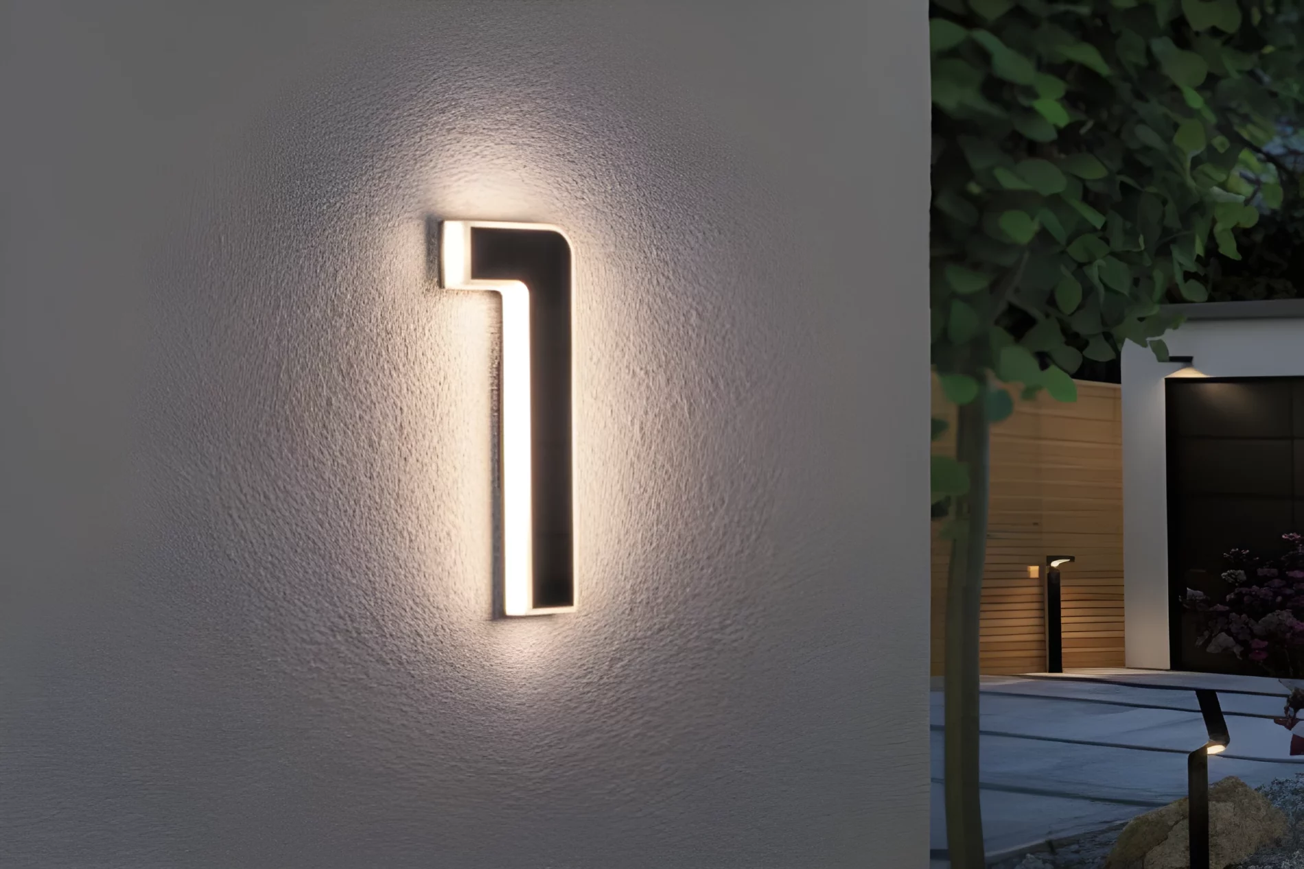 Kinkiet zewnętrzny jako numer domu - nr 1