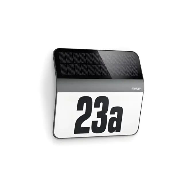Kinkiet XSolar LH-N jako solarny numer domu