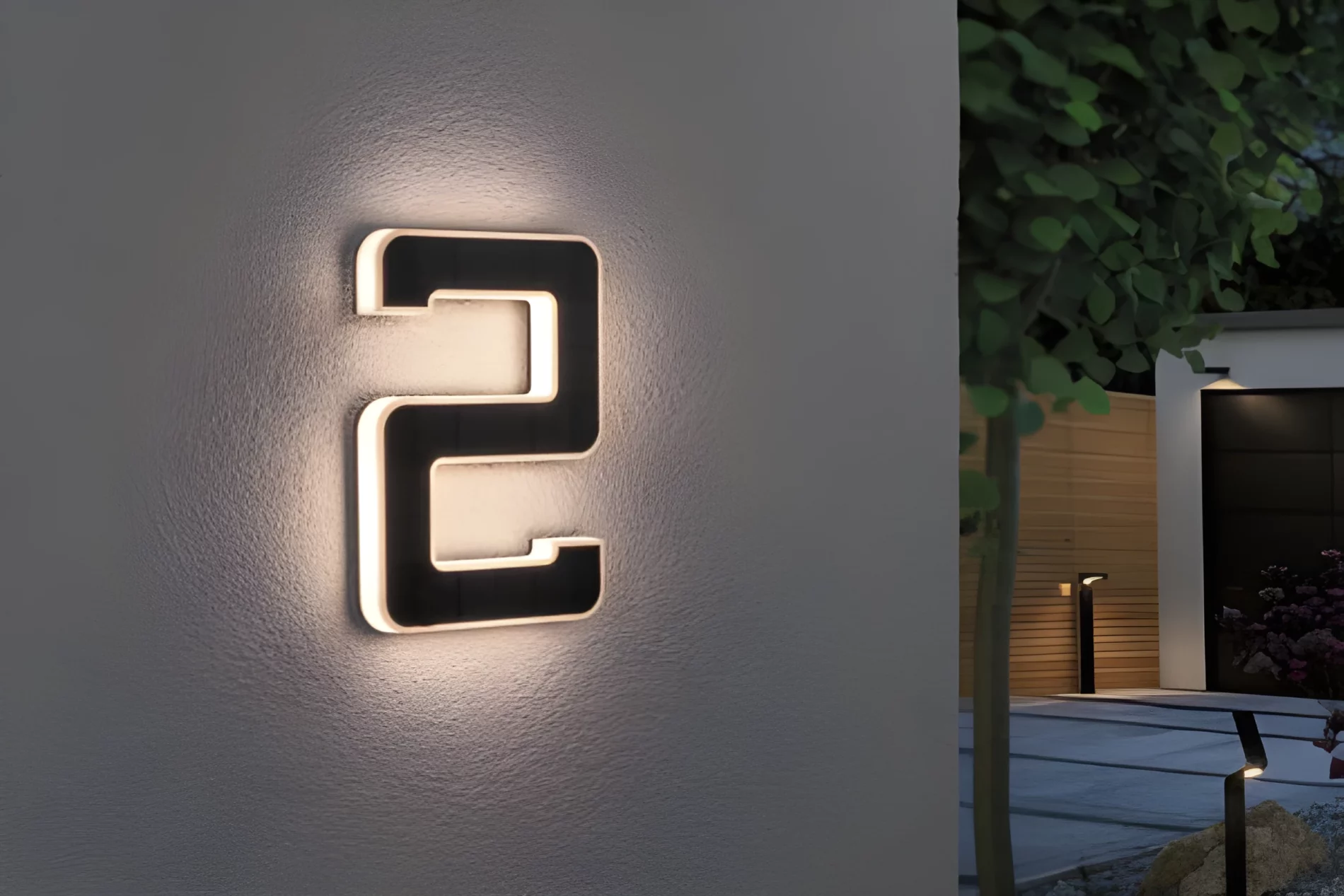 Kinkiet zewnętrzny jako numer domu - nr 2