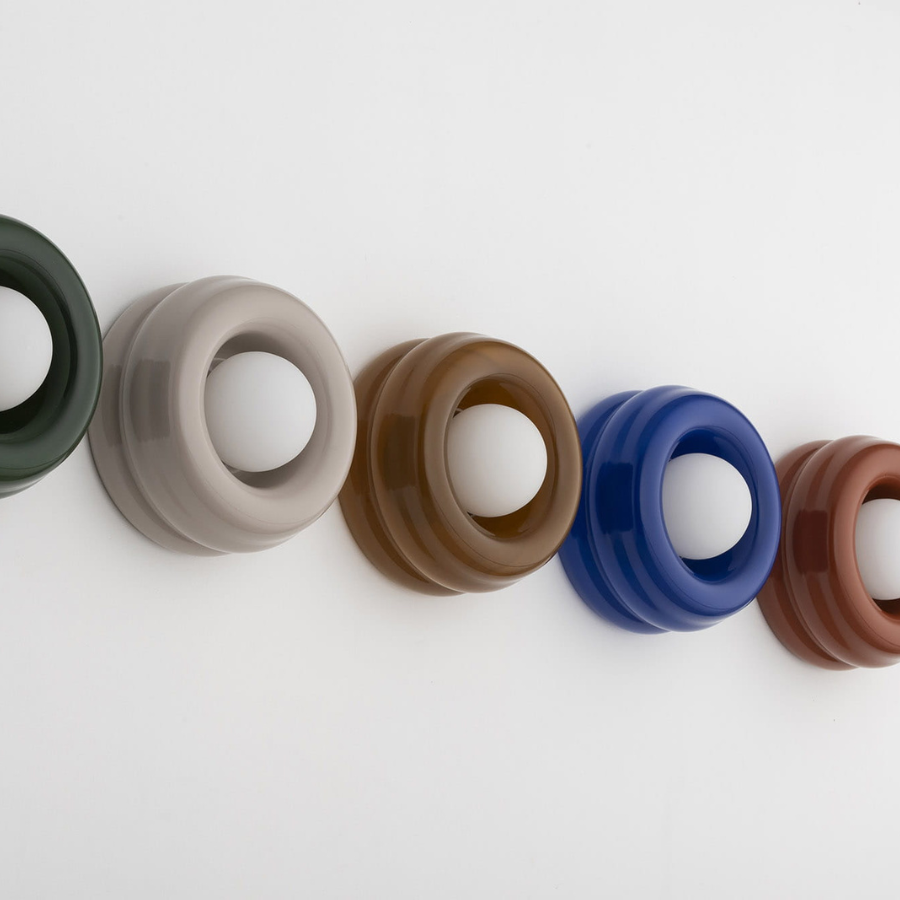 Kobaltowy kinkiet lub plafon Tevo 19 cm z mlecznym kloszem G9