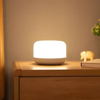 Lampa Bedside D2 do sypialni, sterowanie aplikacją