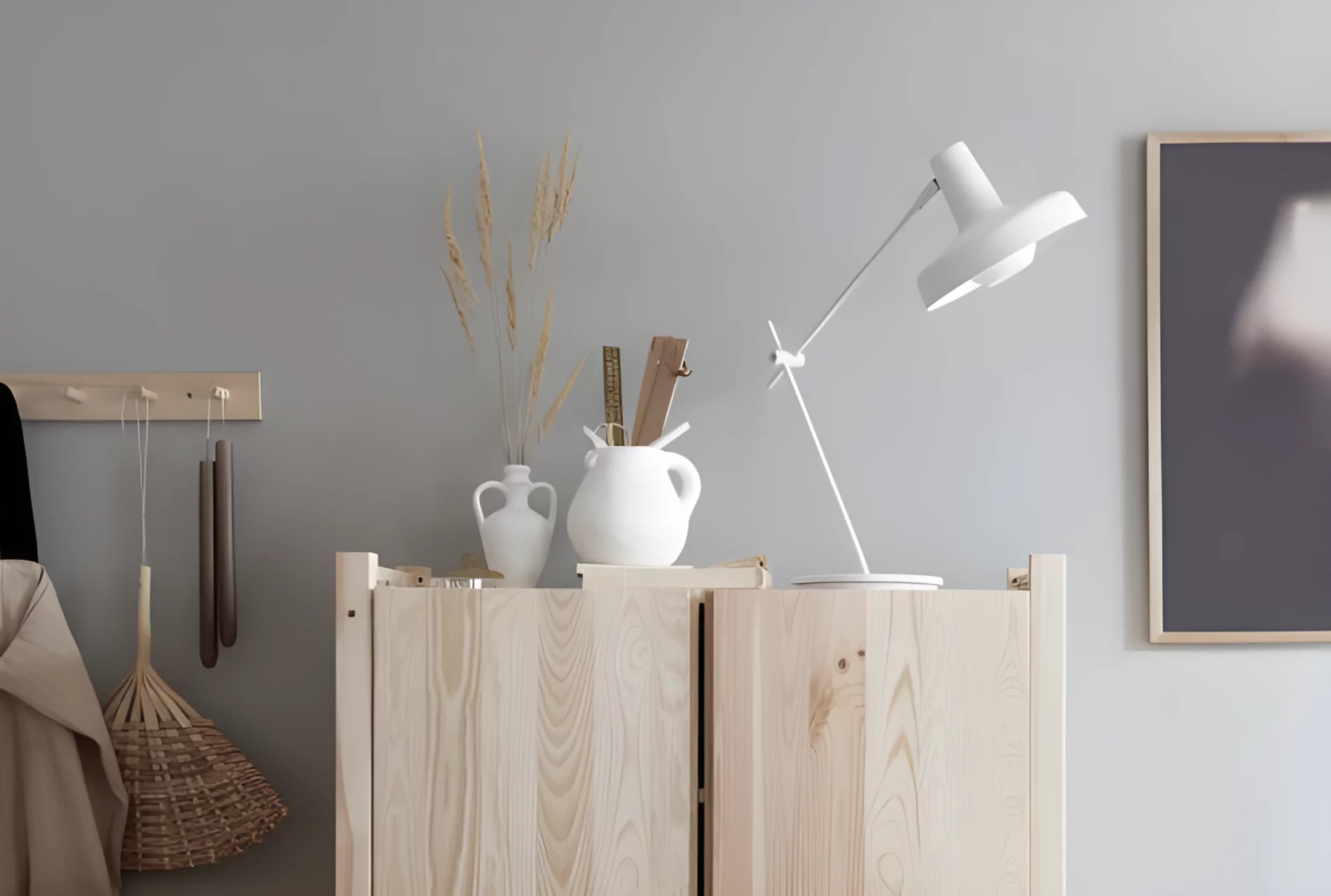 Lampa biurkowa Arigato do pokoju nastolatka