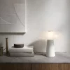 Lampa stołowa Glossy do eleganckiego biura