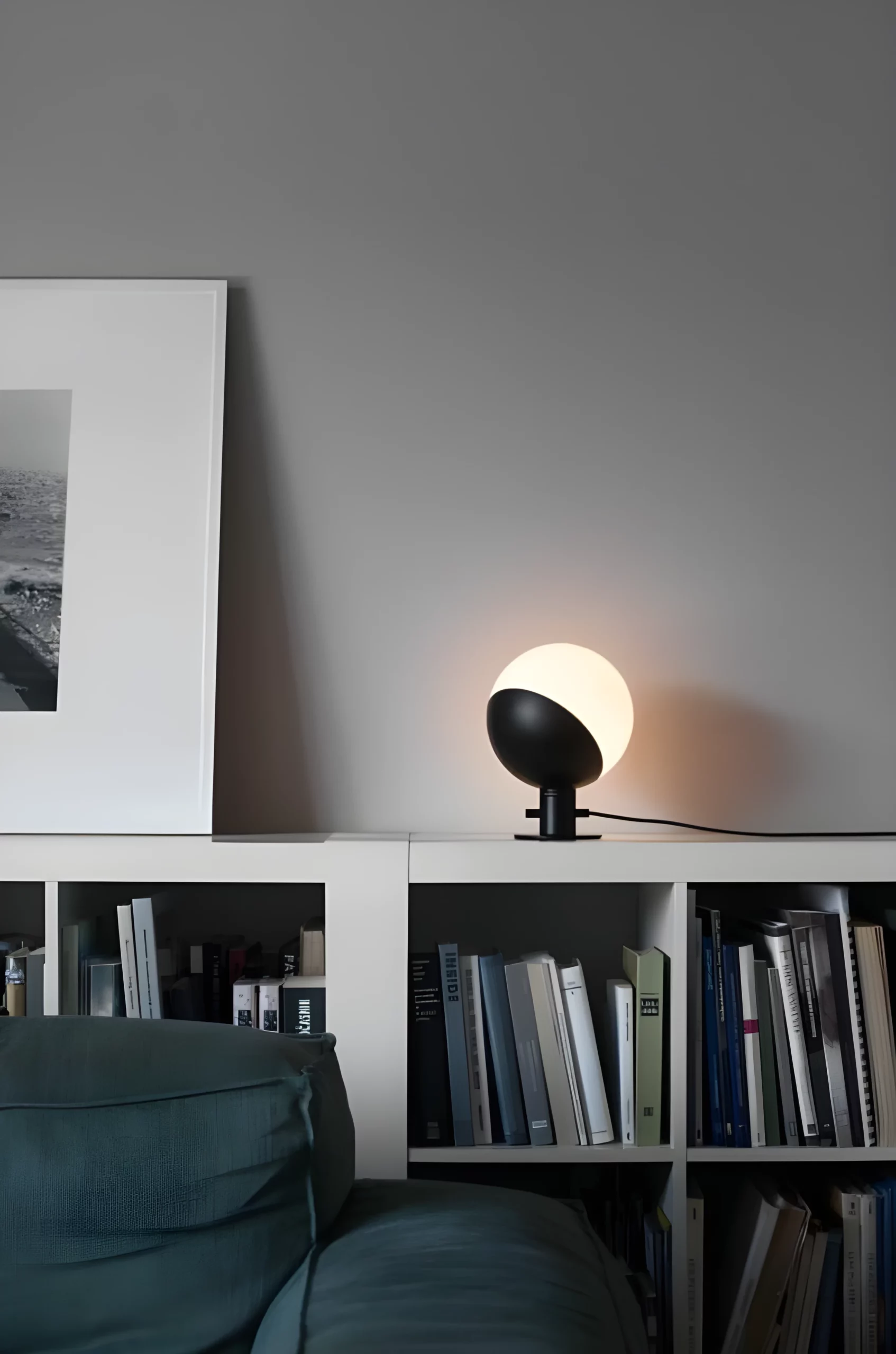 Lampa stołowa/kinkiet Baluna do nowoczesnego salonu