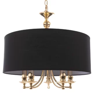 Lampa wisząca Abu Dhabi nad sofą w salonie