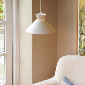 Lampa wisząca Dial 25 - biały stożek nad wyspę w kuchni, nad stół