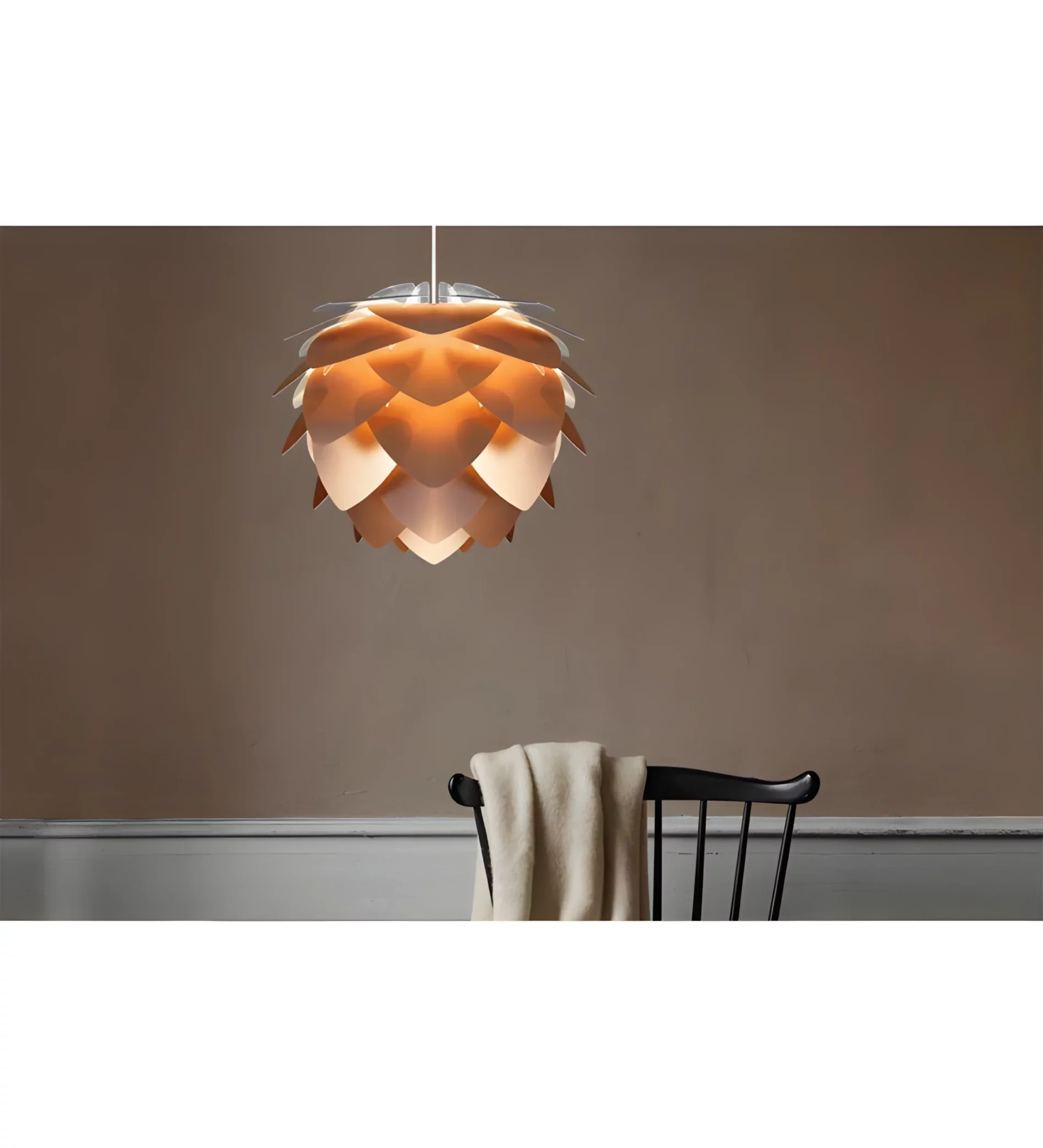 Lampa wisząca Silvia do stylowej sypialni