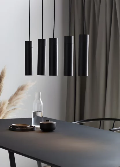 Lampa  wisząca Tilo nad stół w jadalni
