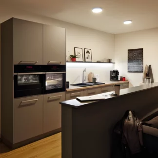 Plafon/kinkiet Lunar nad wyspę kuchenną