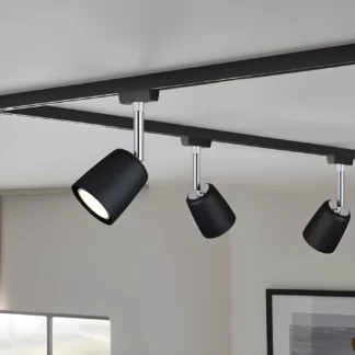 Reflektor sufitowy URail nad nowoczesny przedpokój