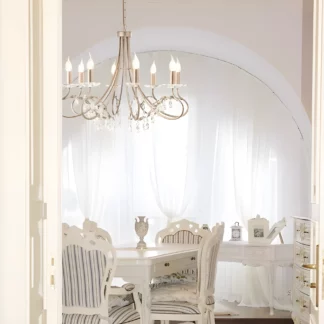 Żyrandol glamour Laura do przestronnego salonu