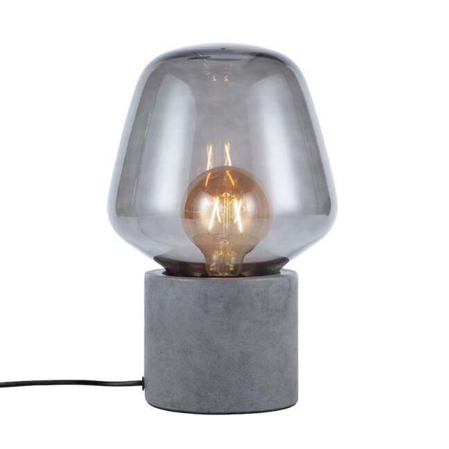 Betonowa lampa stołowa Christina z dymionym szklanym kloszem E27