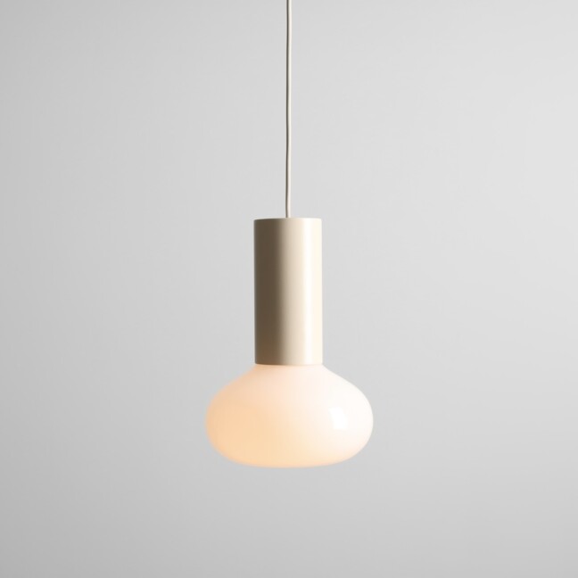 Lampa wisząca Flo Cream 19 – owalny klosz ze szkła mlecznego