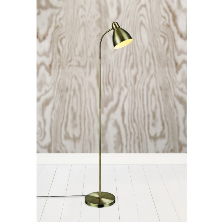 Lampa podłogowa Nitta z regulowanym ramieniem w kolorze antycznego złota