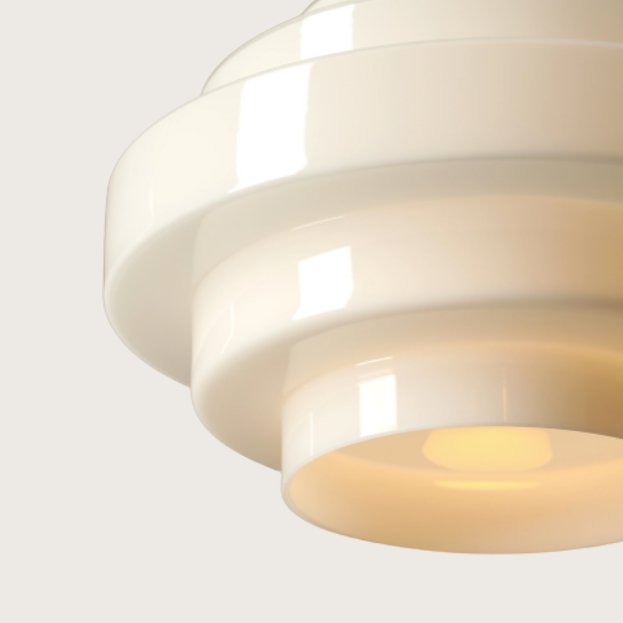 Lampa wisząca Filo Milky L 28 – biały szklany klosz na czarnej sztycy 108 cm