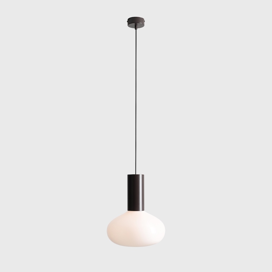Lampa wisząca Flo Mokka 26 w brązie – mleczne szkło i elegancka forma