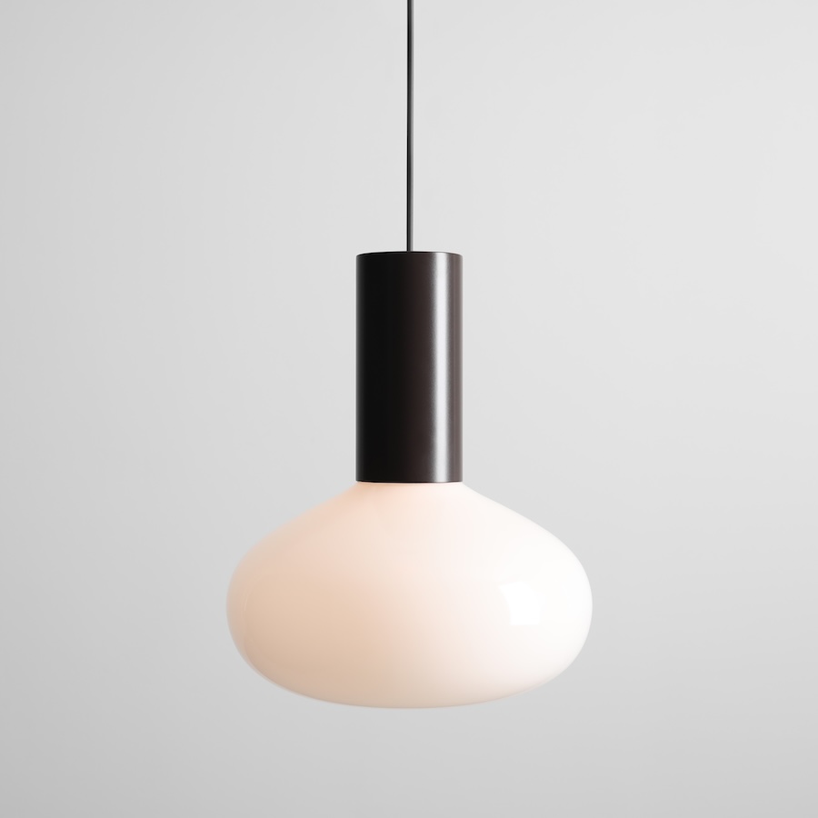 Lampa wisząca Flo Mokka 26 w brązie – mleczne szkło i elegancka forma
