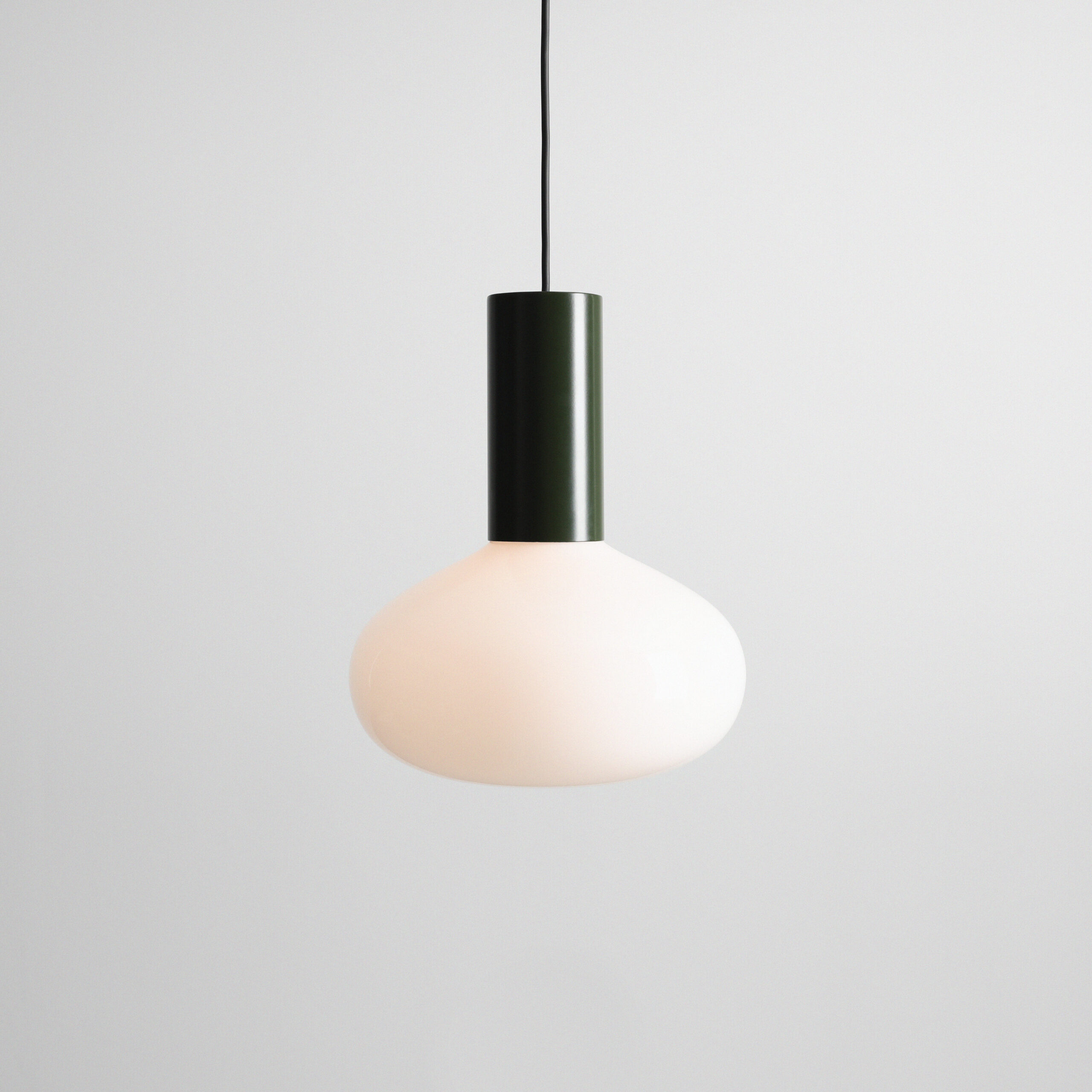 Lampa wisząca Flo Moss 26 zielona – szklany klosz LED E14