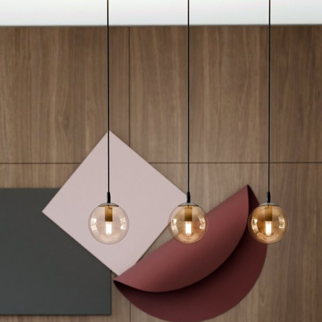 Lampa wisząca Cosmo 3 z miodowymi szklanymi kloszami