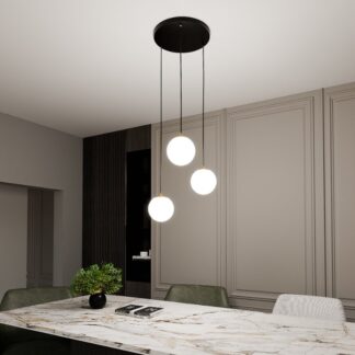 Lampa wisząca Royal 3 z mlecznymi kloszami i złotymi detalami