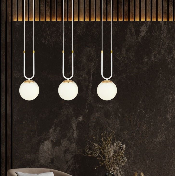 Lampa wisząca Glam 3 z trzema kulistymi kloszami E14