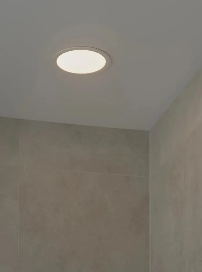 Biały downlight LED Manacor 18, wpuszczany do łazienki, IP44, 1100 lm