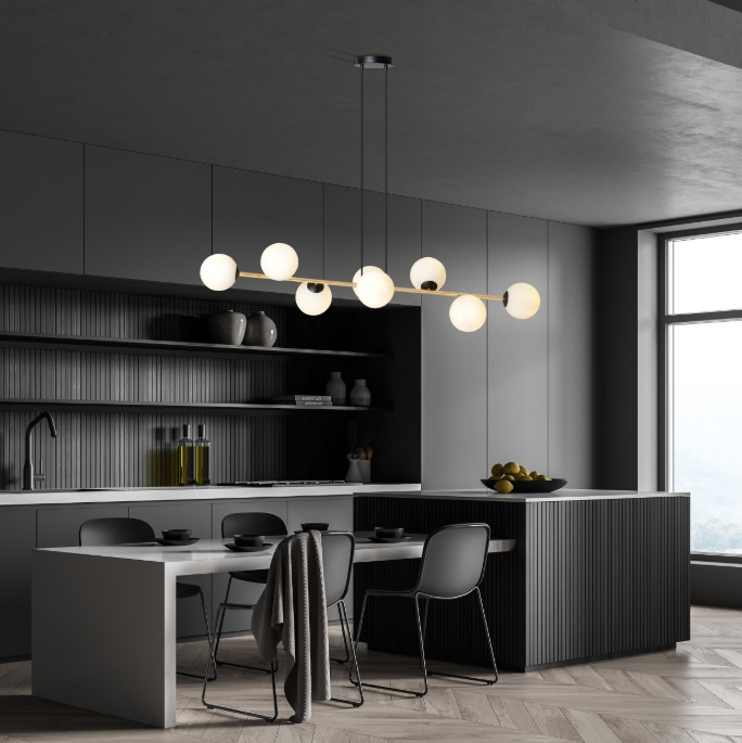 Czarno-złota lampa wisząca Gravity 8 z mlecznymi kloszami E14