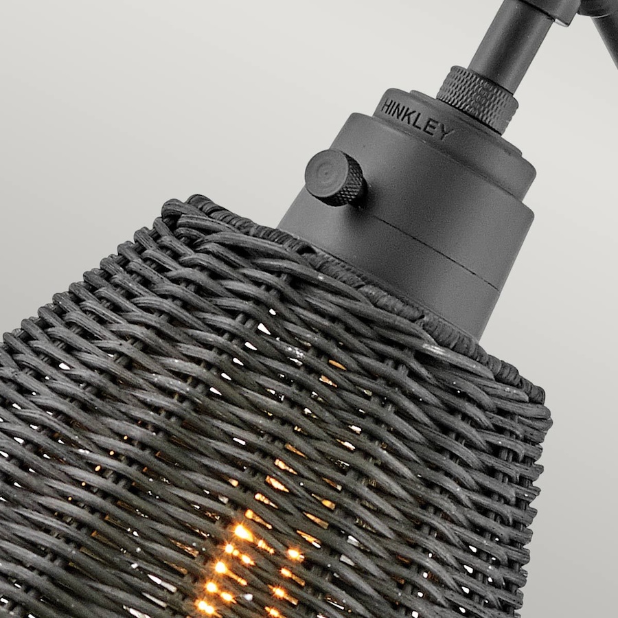 Czarny kinkiet Arti z rattanowym kloszem i regulowanym ramieniem E27 60W IP20