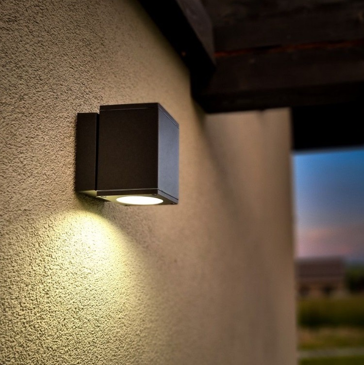 Kinkiet zewnętrzny Adela IP54 ciemnoszary GU10 35W kwadratowy