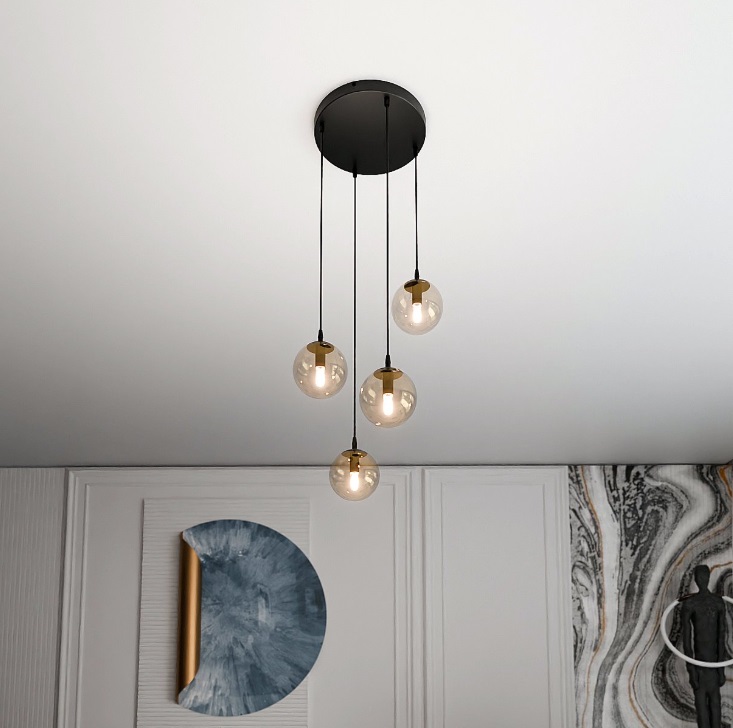Lampa sufitowa Cosmo Premium 4 z beżowymi szklanymi kloszami E14