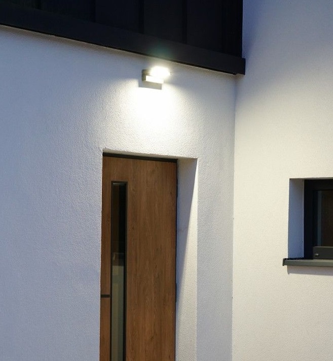 Lampa zewnętrzna Ren LED 27W IP65 z czujnikiem ruchu i zmierzchu