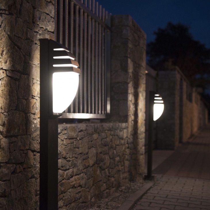 Słupek ogrodowy City 100 IP54 E27 100 cm czarny