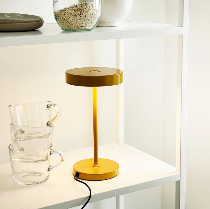 Żółta lampka Starlight LED z dotykową regulacją jasności 3000K