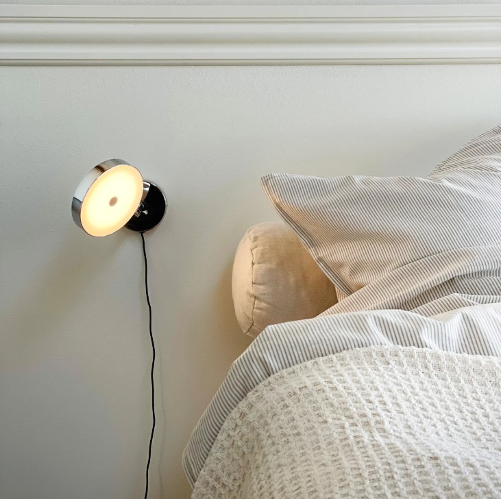 Chromowany kinkiet LED Starlight z regulowanym ramieniem i dotykowym ściemniaczem