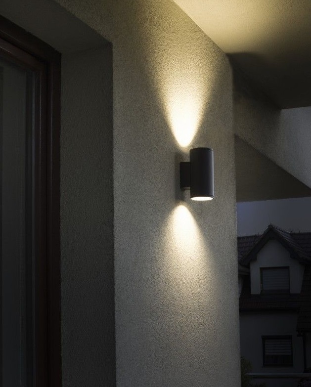 Kinkiet zewnętrzny Adela antracytowy IP54 światło góra–dół GU10