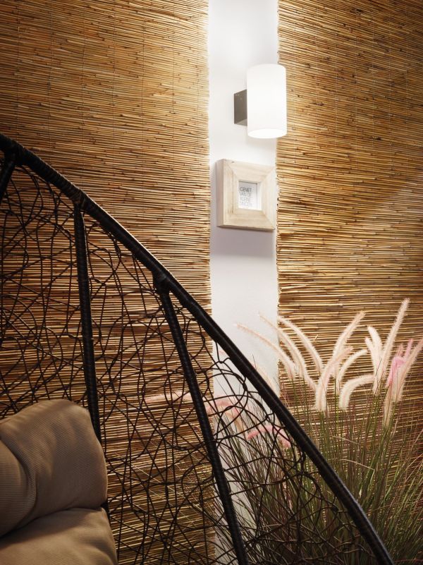 Kinkiet zewnętrzny Tube IP54 E27 z mlecznym kloszem – grafitowy