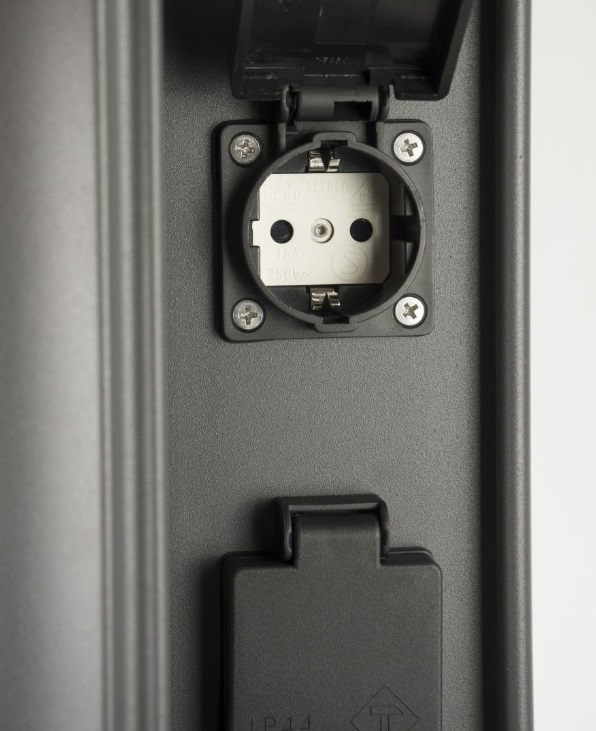 Lampa ogrodowa Elborn z 2 gniazdami IP54 LED G9