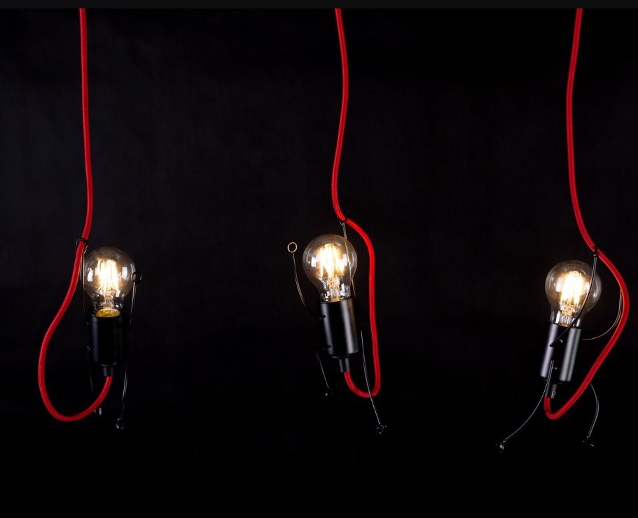 Lampa sufitowa Bobi 3 z trzema punktami E27 w czarno-czerwonej kolorystyce