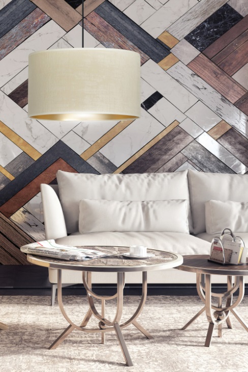 Lampa wisząca Hilde z białym welurowym abażurem i złotym wnętrzem