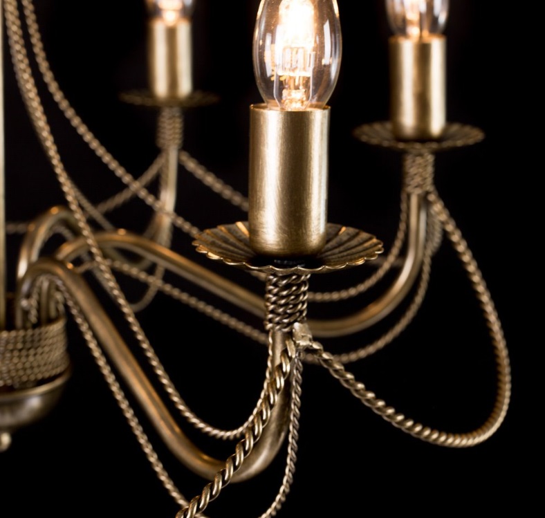 Żyrandol świecznikowy Tori 6 w kolorze antycznego złota