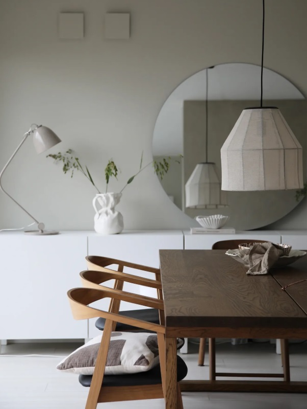 Lampa wisząca Aiko beżowa z lnianym abażurem