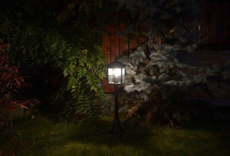 Lampa ogrodowa stojąca Wenecja czarna IP43 E27 60W