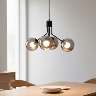 Czarna lampa wisząca Nova 4 z grafitowymi szklanymi kulami E14