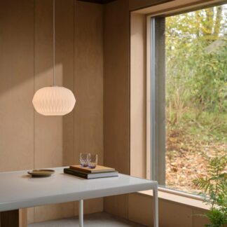 Lampa wisząca Aviana z mlecznego szkła – ryflowany klosz E27