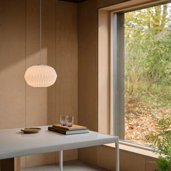 Lampa wisząca Aviana Nordlux z mlecznego szkła - ozdobny klosz